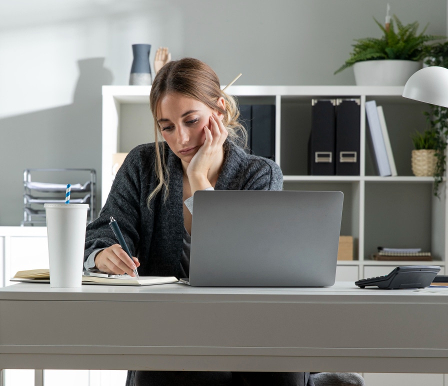 Le bore out : quand l’ennui au travail nuit à la santé Le bore out : quand l'ennui au travail nuit à la santé